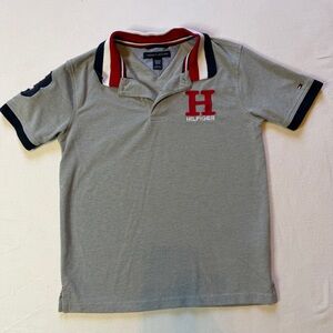 Tommy Hilfiger Kids Gray Polo Short Sleeve Shirt Size S 8/10 Sporty H Chest Logo